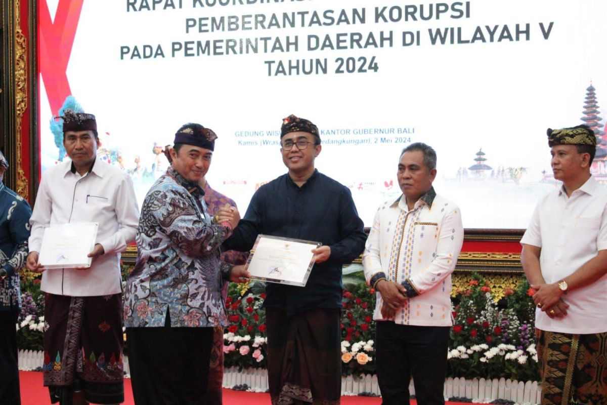 Sukses Tertibkan PSU Perumahan, Pemkot Denpasar Kembali Raih Penghargaan Nasional dari KPK RI