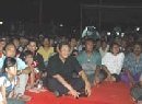 PUSPAYOGA NONTON CENK BLONK BERSAMA RIBUAN MASYARAKAT